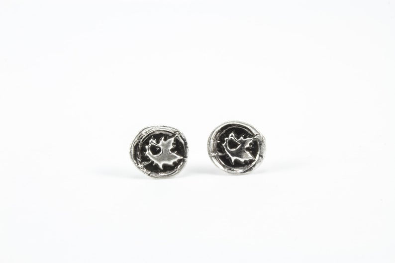 Oh Canada Round Stud Earrings