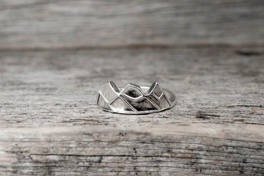 Three Sisters Ring
