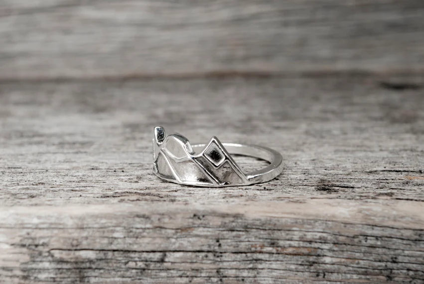 Three Sisters Ring